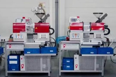 微型注塑機(jī)的價(jià)格范圍，幾萬(wàn)元到數(shù)十萬(wàn)元！